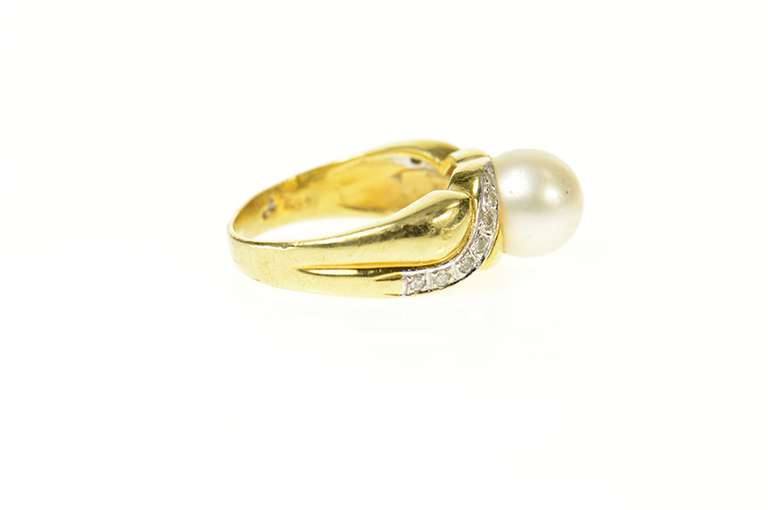 18K Yellow Gold Pearl Wavy Diamond Accent Statement Ring