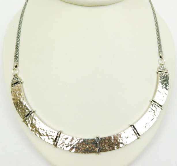 Opulenza Sterling Silver Hammered Neckpiece