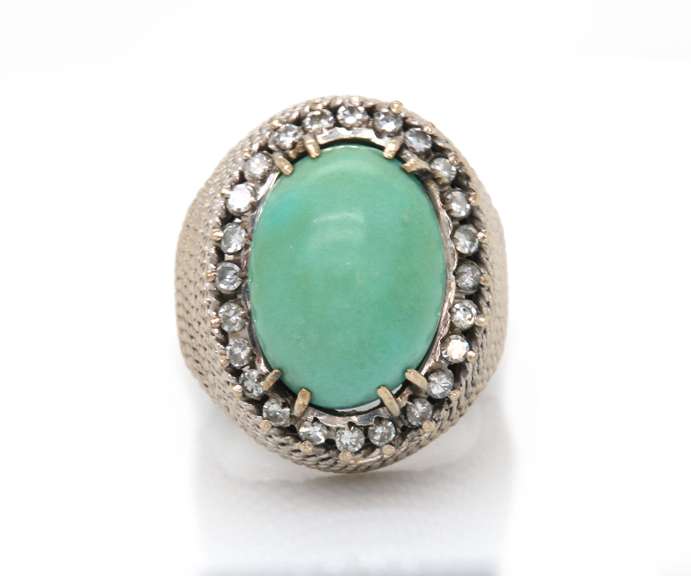 Vintage 14kt WG Turquoise and Diamond Ring