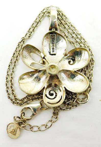 Silpada Sterling Filigree Daisy Pendant & Chain