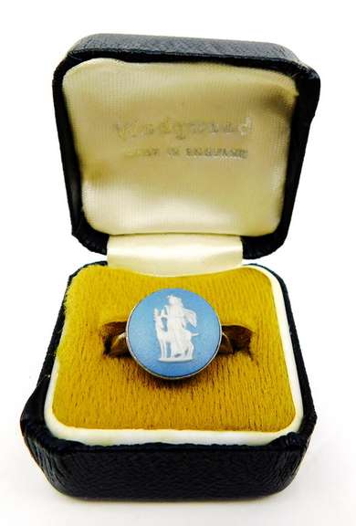 Vintage Wedgwood Goddess Diana Sterling Ring, 7.5