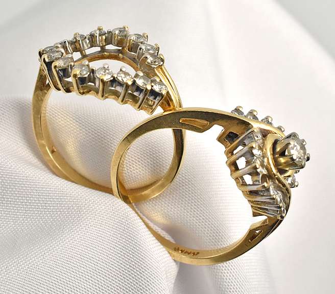 Flashy 2 Piece Diamond Set