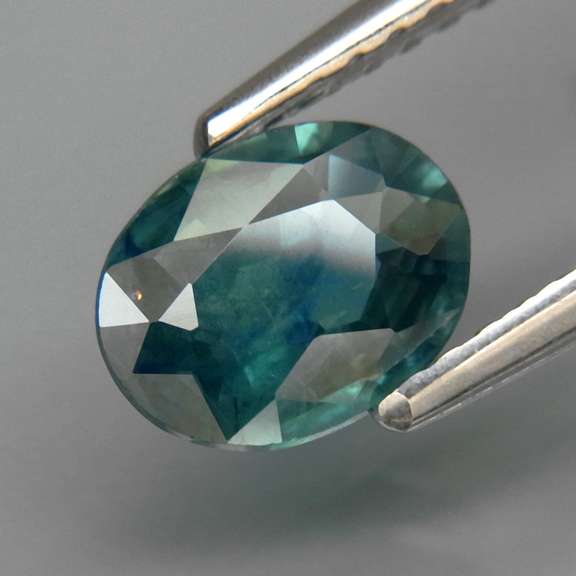 Beautiful 1.04ct blue Sapphire from Mozambique