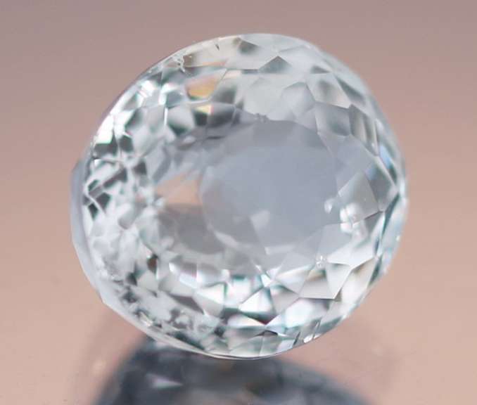 Dazzling 4.50ct oval cut diamond white Beryl