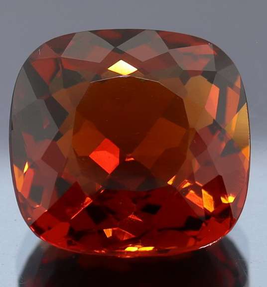 Gorgeous 23.46ct high caliber Hydrothermal Citrine
