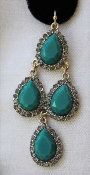 Sexy Pair of Fashion Design Earrings