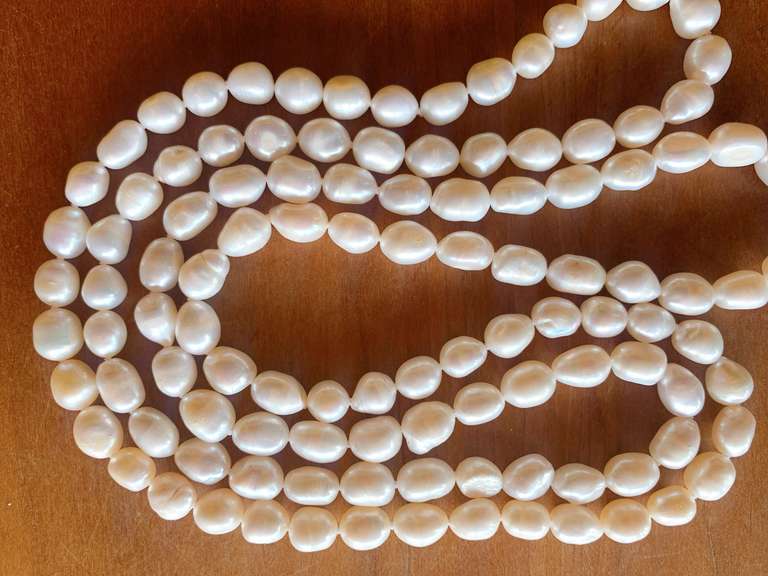Beautiful 46 inch Long Pearl Necklace