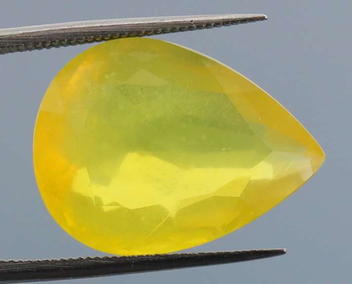 Glistening 7.33ct natural golden Fire Opal