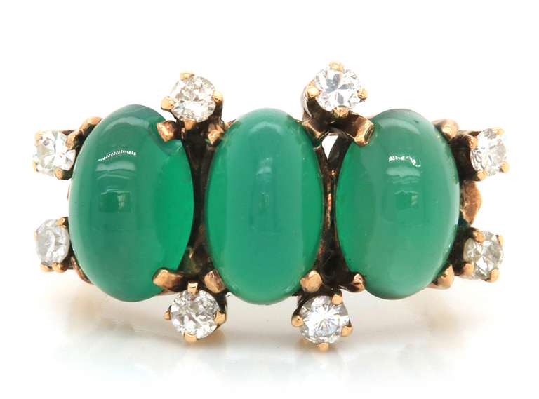 Intriguing Vintage 14kt YG Chrysoprase and Diamond Ring