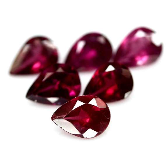 Natural 4.49ct violet Rhodolite Garnet set