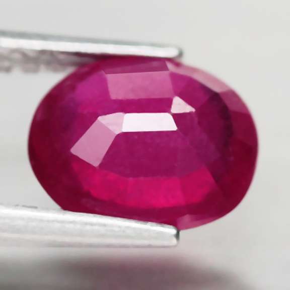 Glistening 2.29ct imperial red Ruby