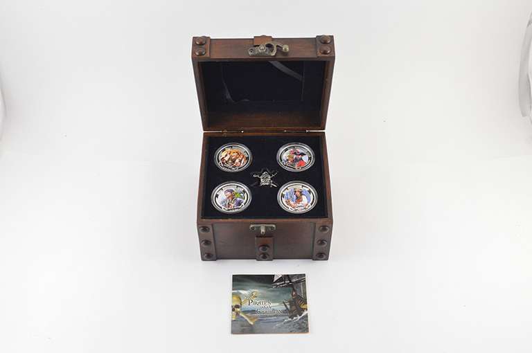 2011 Niue $2 1 Oz .999 Fine Silver - 4 Coin Set - Fancy Display & COA