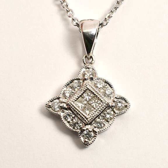 Lovely Diamond Pendant Necklace in 14K WG