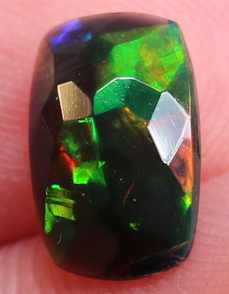 Mixed honey comb block patterned 1.58ct Black Opal