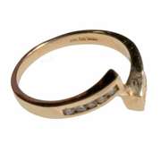 14 K Yellow Gold 5 Round Diamond Ring