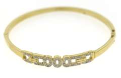 Glamorous 18kt YG Hinged Diamond Bangle Bracelet