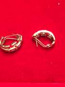 LADIES 14K YELLOW GOLD AND DIAMOND EARRINGS