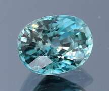 Superb flashing 2.20ct blue/blue green Cambodian Zircon