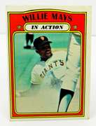 1972 Willie Mays in Action Baseball Card