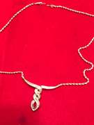 LADIES 14K DIAMOND NECKLACE