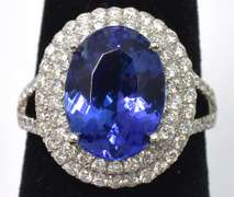 Stunning Tanzanite & Diamond Ring in Platinum