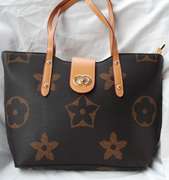 100% Fine leather Designer Bag