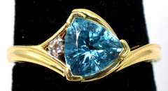 Elegant Topaz Ring in 14KT