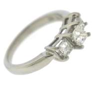 Dazzling Platinum 1ctw Diamond Ring