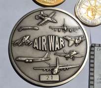 20 Assorted Mainly Patriotic US Medals