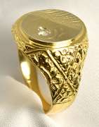 Nice Man's 18k Signet Style Ring