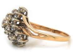 Beautiful 14kt YG Diamond Cluster Ring