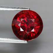 Top cherry red 2.73ct Spessartite Garnet solitaire