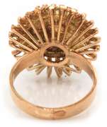 Vintage 14kt YG Cabochon Green Sunburst Jade Ring