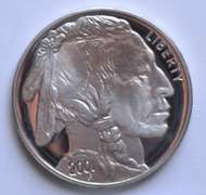 2001 Buffalo Proof Comm Silver Dollar