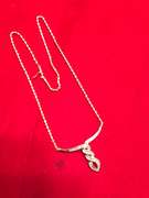 LADIES 14K DIAMOND NECKLACE