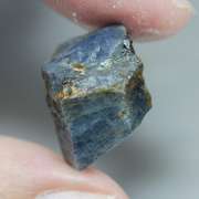 Real raw Sapphire weighing 40.29 carats