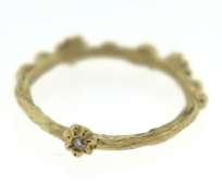 Beautiful Yellow Gold Diamond Flower Band