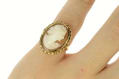14K Yellow Gold Retro Ornate Carved Shell Cameo Statement Ring