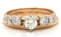 Elegant 14kt YG Round Diamond Engagement Ring with Diamond Band