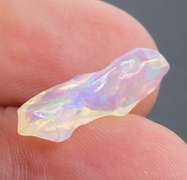 Uncut unheated 3.32ct Jelly Opal vein