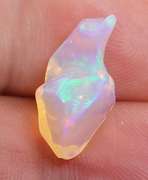 Uncut unheated 3.40ct Jelly Opal vein