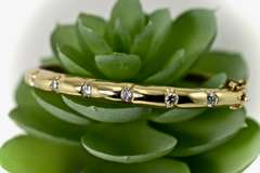 Lovely Easy-to-Wear 14K Diamond Bangle
