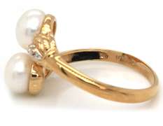 Classy 10kt YG Fresh Water Pearl Bypass Ring