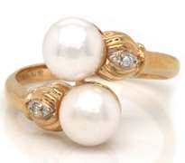 Classy 10kt YG Fresh Water Pearl Bypass Ring