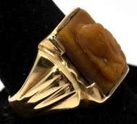 Intriguing Cat's Eye Centurion Carved Cameo Ring in Yellow Gold