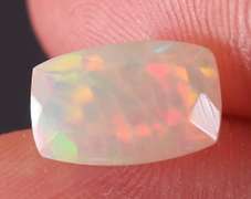 Captivating 1.97ct rare honey comb white Opal