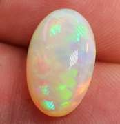 Captivating 4.48ct rare honey comb white Opal