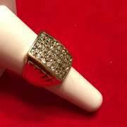 MENS GOLD AND DIAMOND RING