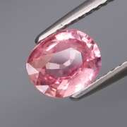 Glittering 1.10ct bright pink sapphire