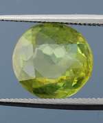 Gorgeous 2.18ct color shifting Russian Sphene
